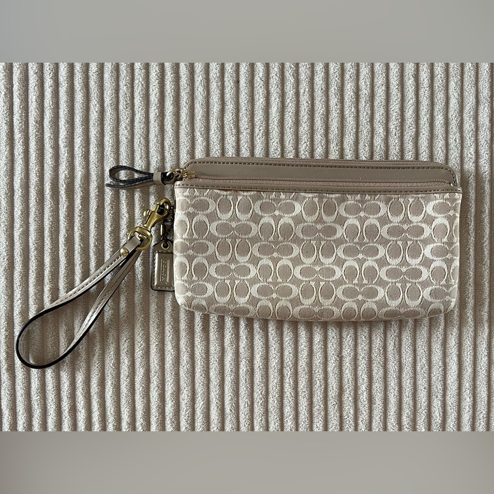 Coach Signature Beige Canvas Wristlet